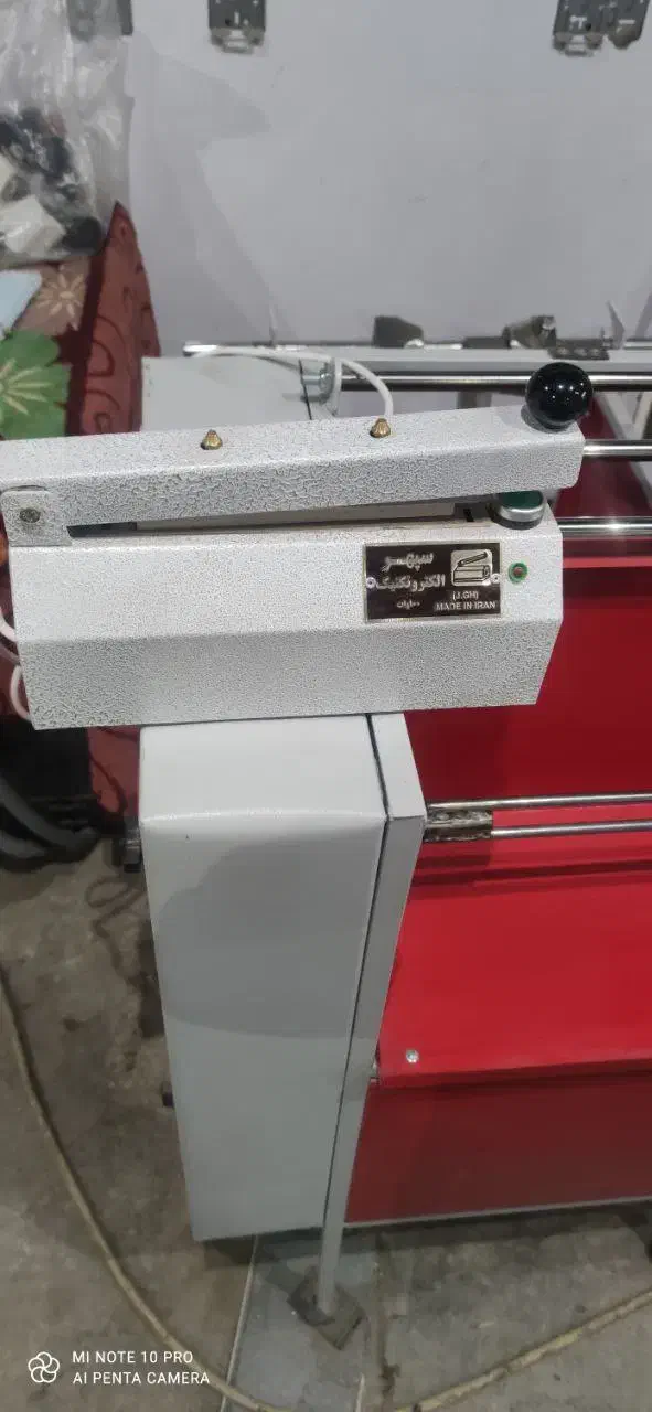 دستگاه رول کن سفره یکبار مصرف و پرس حرارتی|ماشینآلات صنعتی|اسلامشهر, مطهری|دیوار