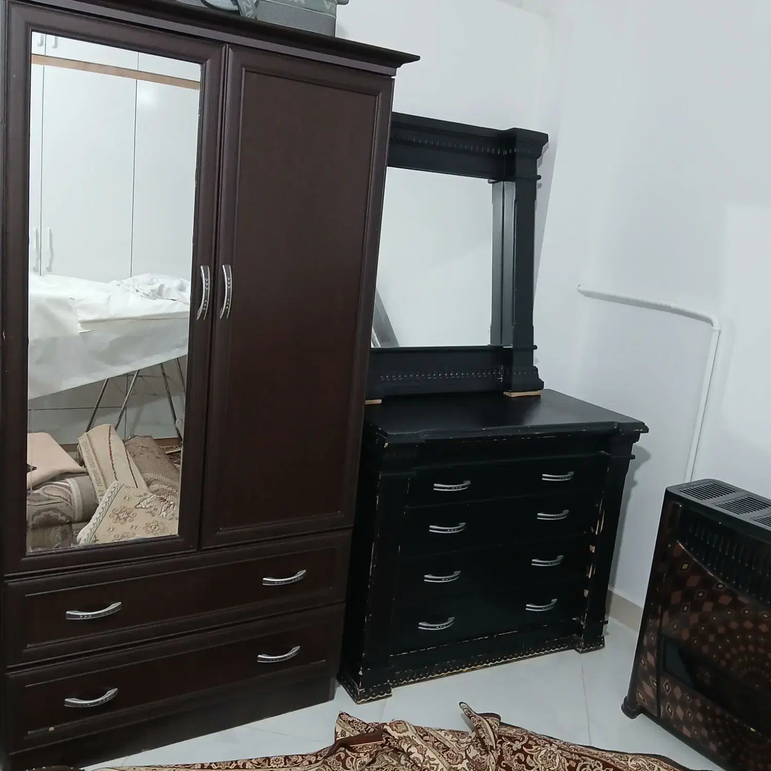 کمد لباس وآینه دراور|جاکفشی، کمد، دراور|نیشابور, کلاغان|دیوار