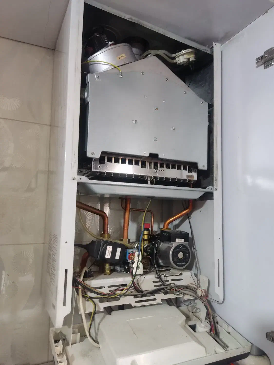 کلینیک پکیج|آبگرمکن، پکیج، شوفاژ|تبریز, |دیوار