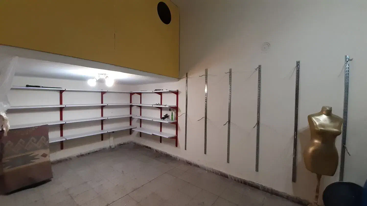 مغازه ۶۰متر دوباب خ فرهنگ|فروش مغازه و غرفه|بهار, |دیوار