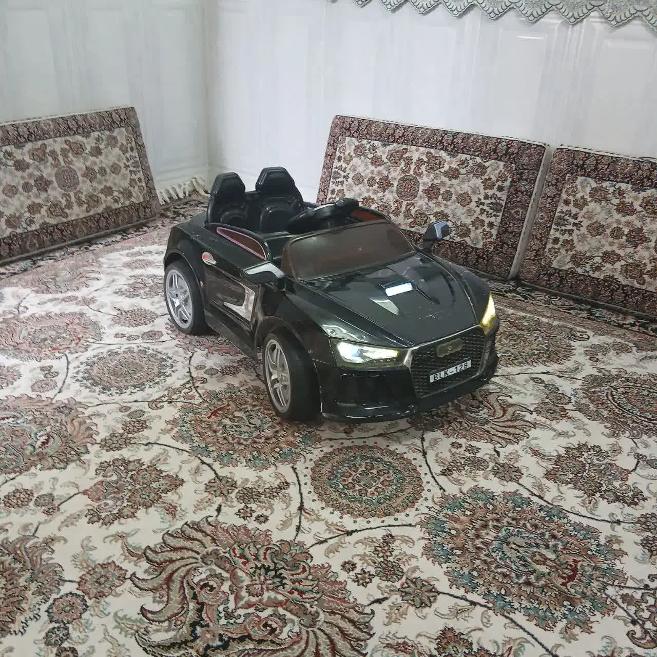 ماشین شارژی|اسباب‌‌بازی|قم, علی آباد سعدگان|دیوار