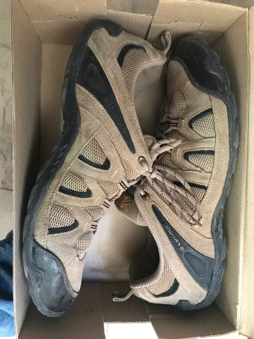 کتونی کری مور|کیف، کفش، کمربند|زنجان, |دیوار