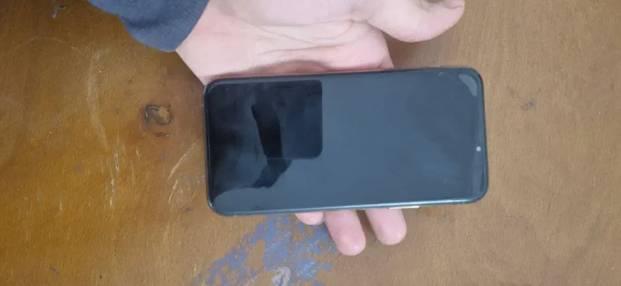 iphone 11pro|موبایل|میانه, |دیوار