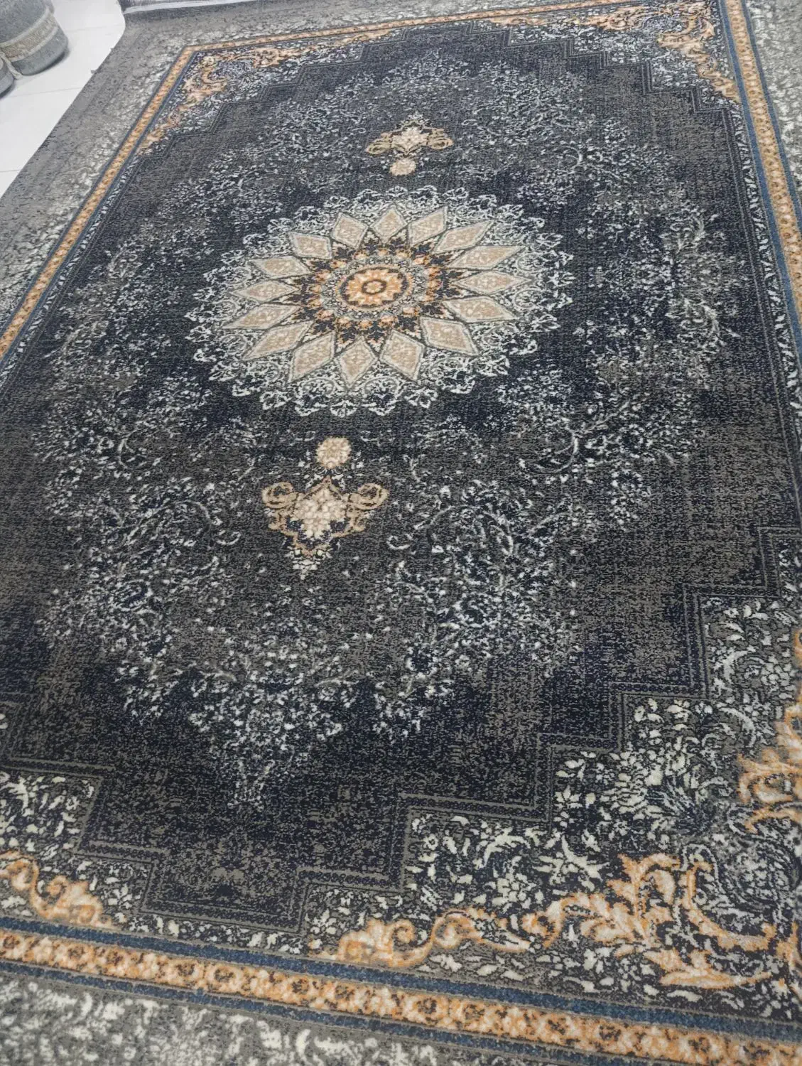 فروش انواع قالی|فرش|مرودشت, ابوذر جنوبی|دیوار