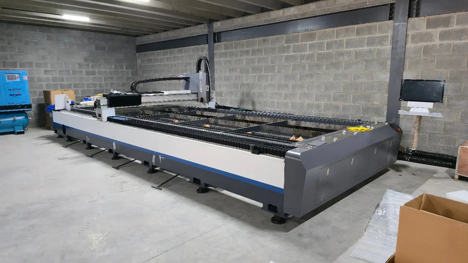 برش لیزر 6 کیلووات 6متری|ماشینآلات صنعتی|تهران, نیلوفر|دیوار