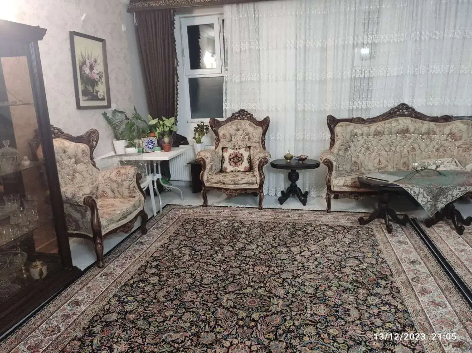 مبلمان سلطنتی ۹ نفره|مبلمان خانگی و میز عسلی|قم, مسکن مهر|دیوار