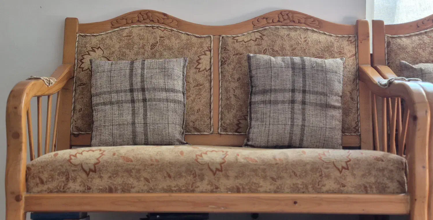 مبل و میز|مبلمان خانگی و میز عسلی|بابلسر, |دیوار