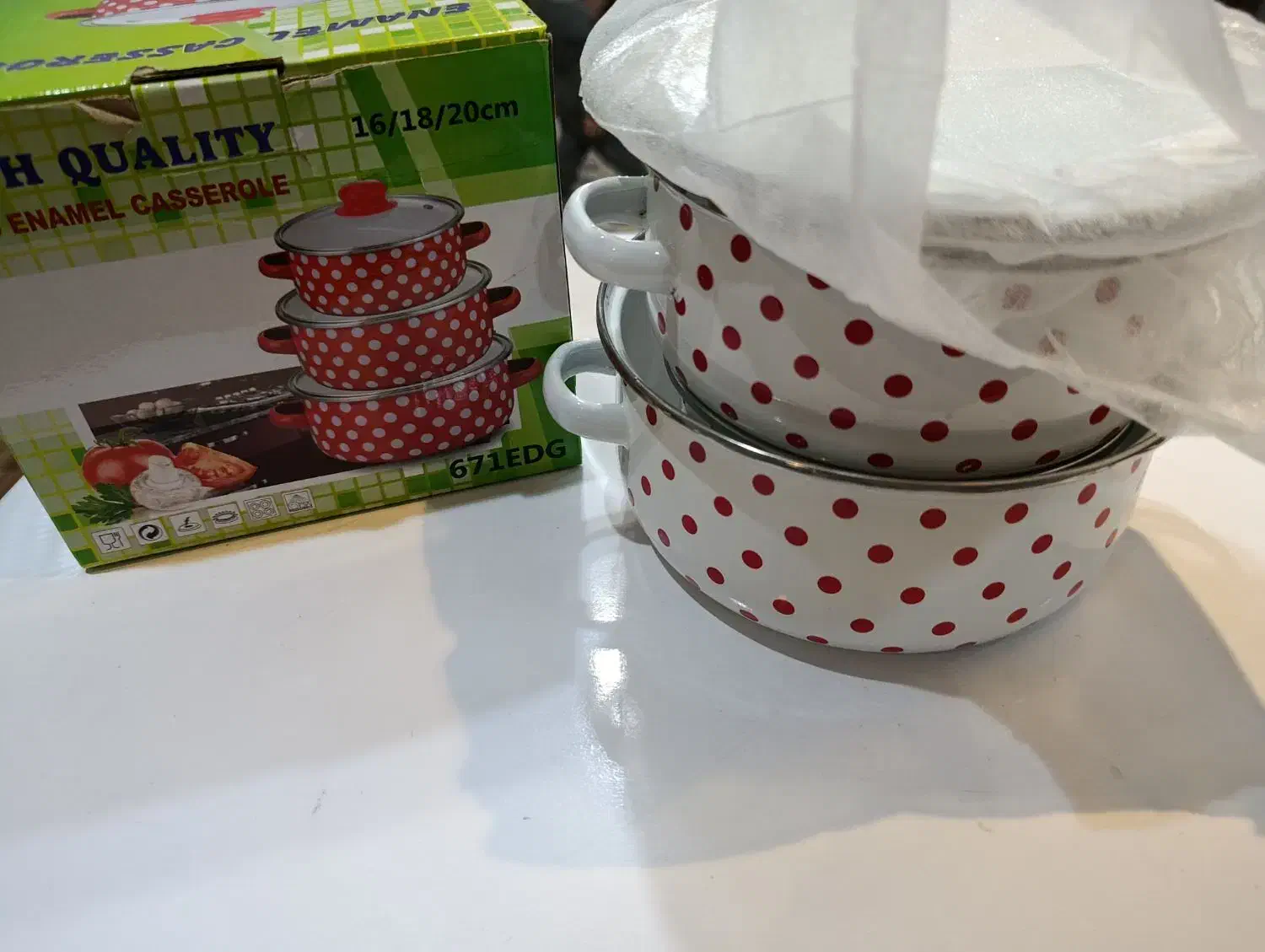 قابلمه لعاب وارداتی نو|ظروف پخت‌وپز|رشت, معلم|دیوار