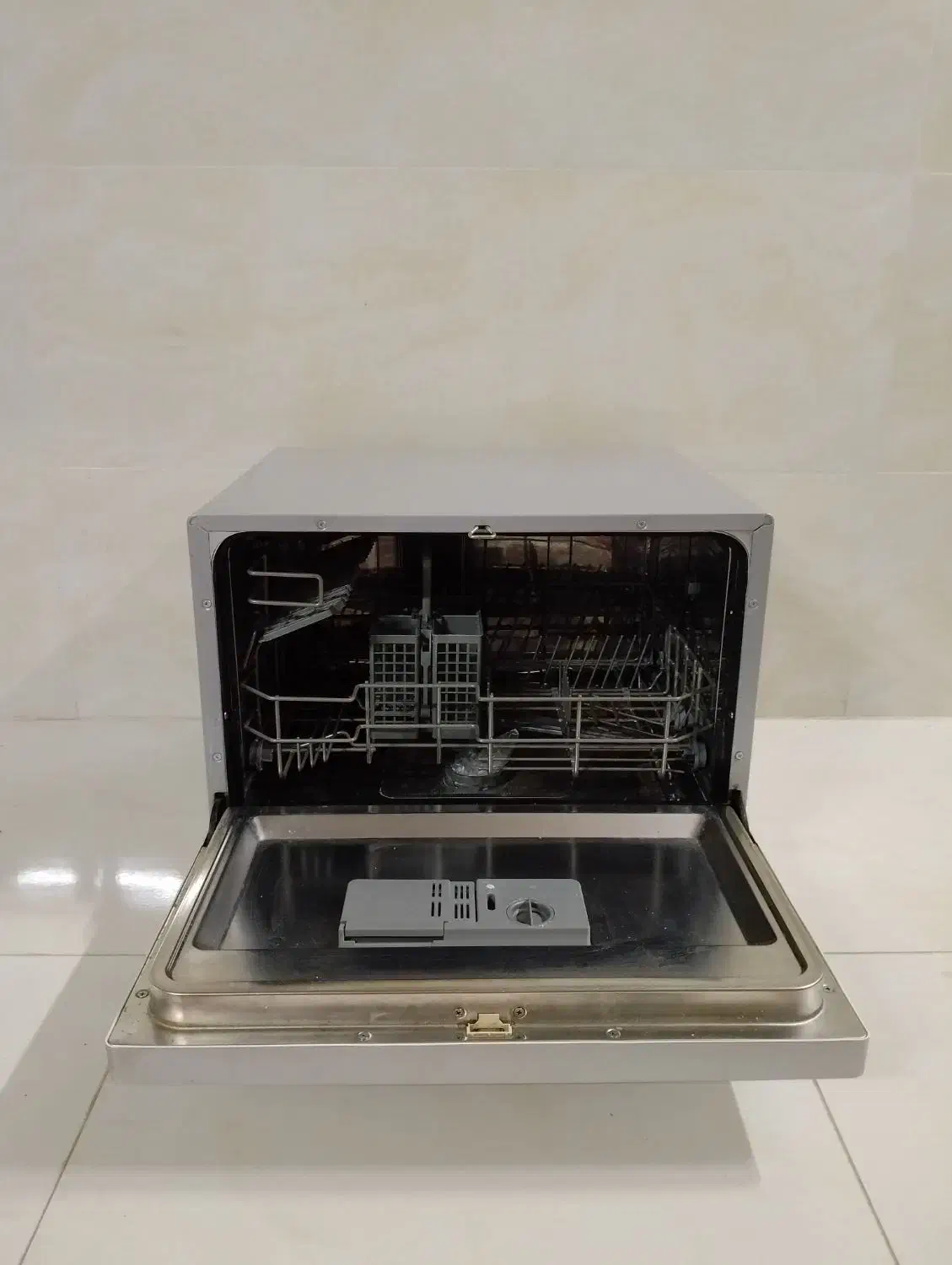 ماشین ظرفشویی درحد نو|ماشین ظرفشویی|گنبد کاووس, |دیوار