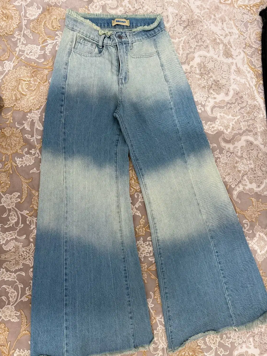 شلوار بگ‌و شافل در حدکاملا سالم و تمیزدونه ای ۷۰۰|لباس|نسیم‌شهر, |دیوار