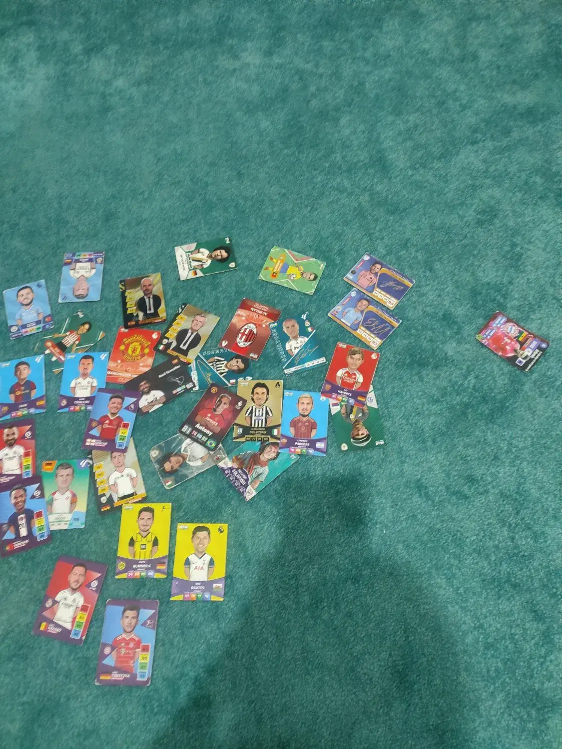 کیمدی|اسباب‌‌بازی|شیراز, کوشک میدان|دیوار