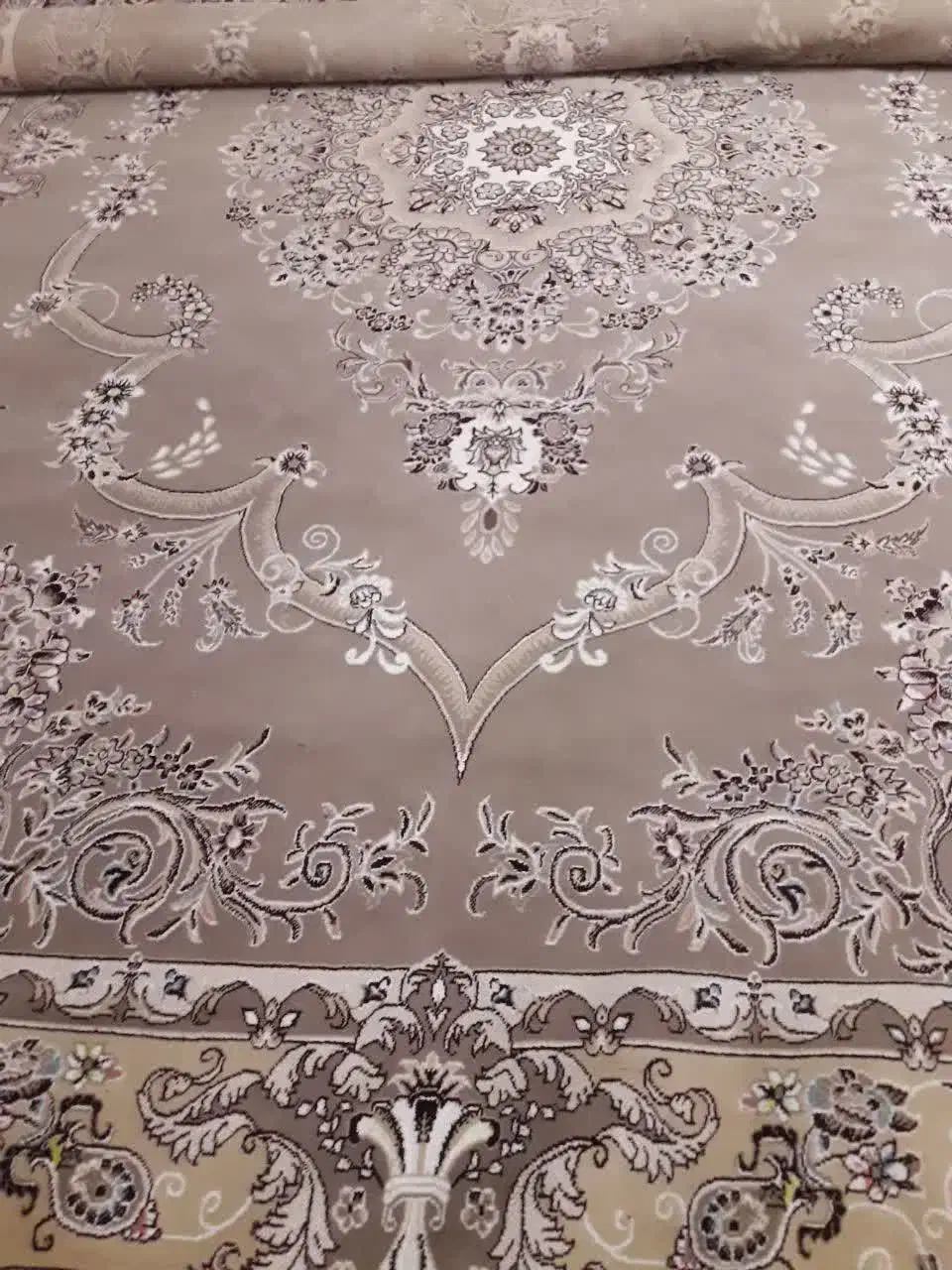 دو تخته فرش نگین مشهد|فرش|مشهد, کشف|دیوار