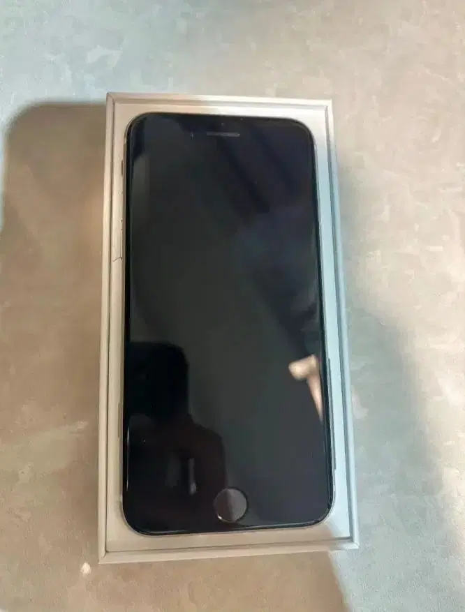 iphone se 2020 128G|موبایل|زنجان, |دیوار