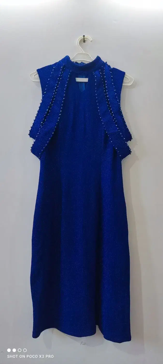 لباس مجلسی نسبتا کوتاه|لباس|مرند, |دیوار