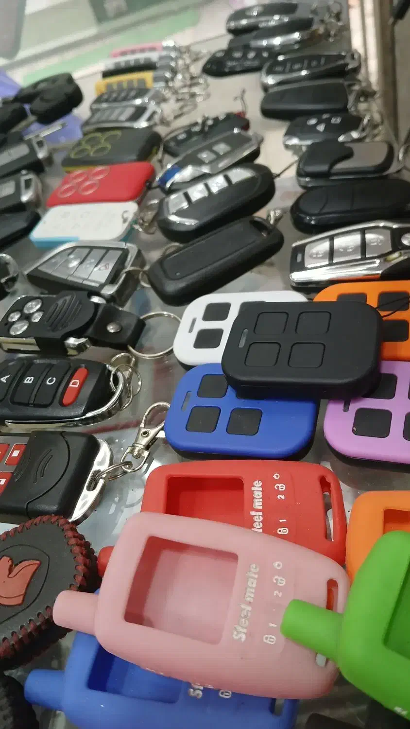 کلیدسازی|خدمات پیشه و مهارت|لاهیجان, کاروانسرابر|دیوار