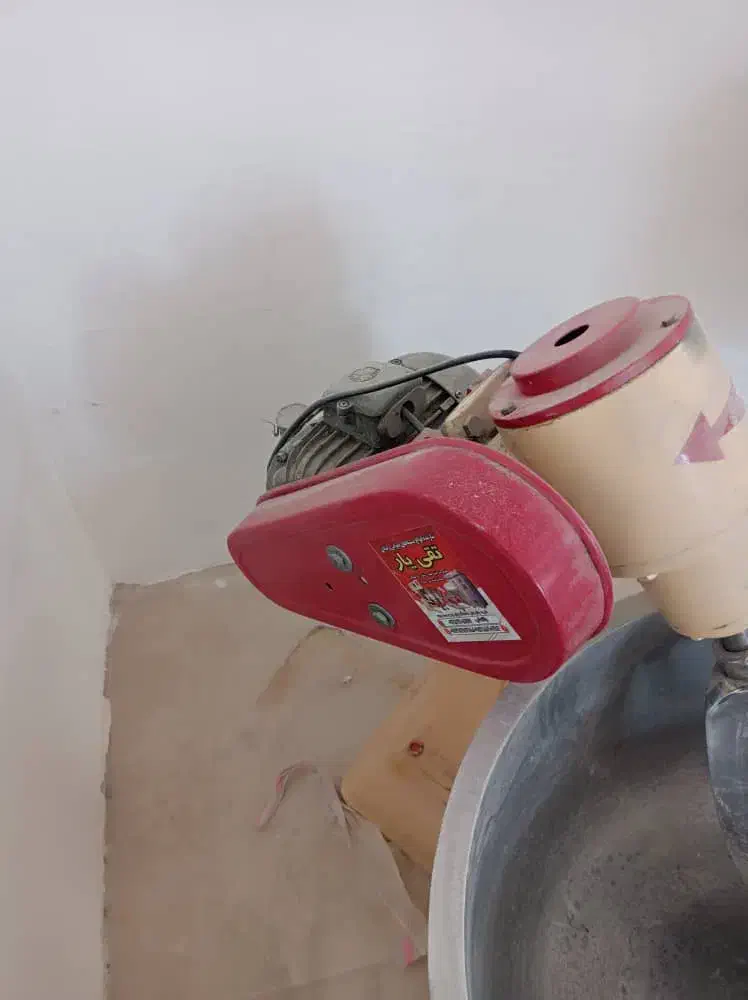 تنور گازی و خمیر گیر آلمینیومی و تشت استیل|اجاق گاز و لوازم برقی پختوپز|اصفهان, کوجان|دیوار