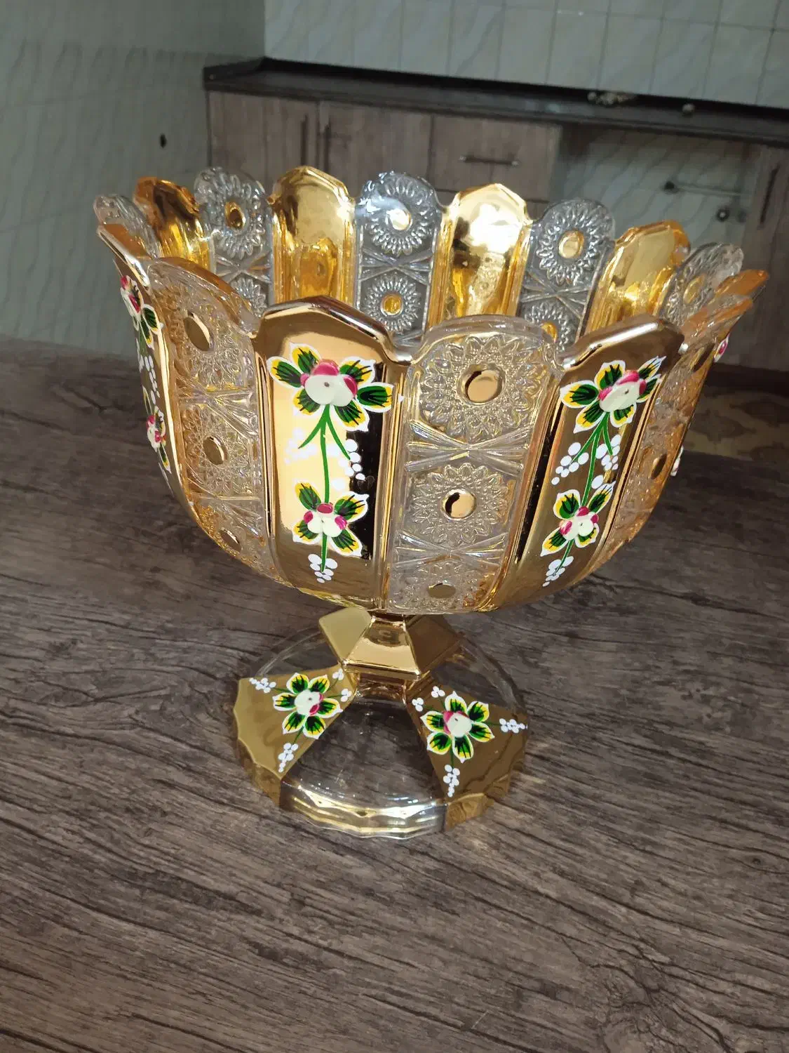 ظروف طرح چک و ظروف چینی مرغی|صنایع دستی و سایر لوازم تزئینی|اصفهان, بابوکان جنوبی|دیوار