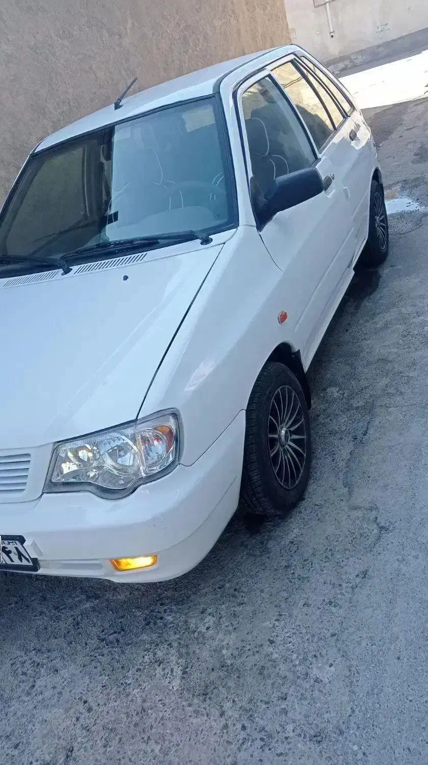 111مدل97|خودرو سواری و وانت|نقده, |دیوار