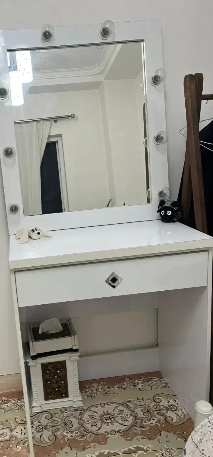 کنسول اینه|بوفه، ویترین، کنسول|رشت, استقامت ۱|دیوار