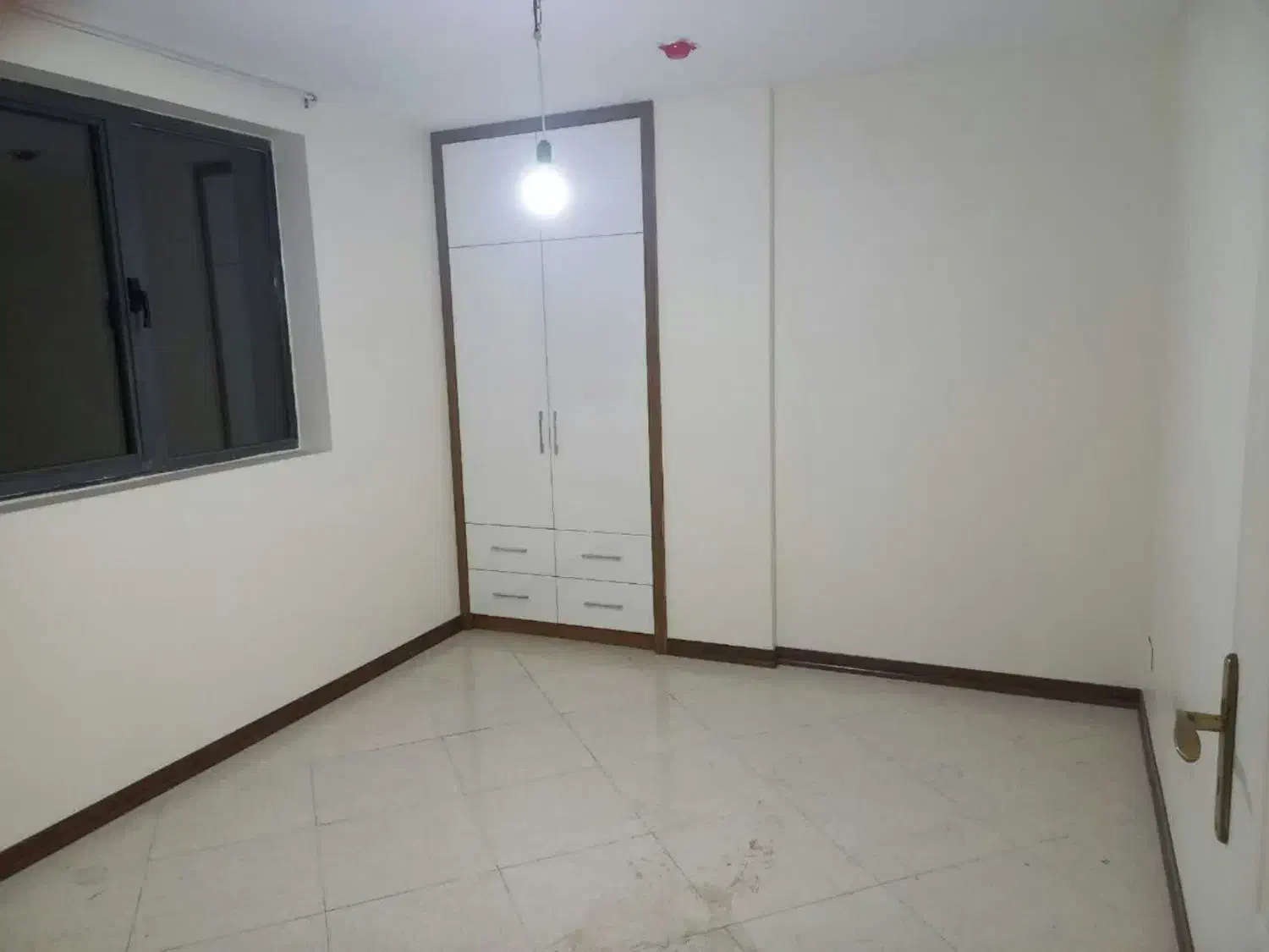 آپارتمان 108متر 2خواب جنوبی ردیف اول شهرک خرازی