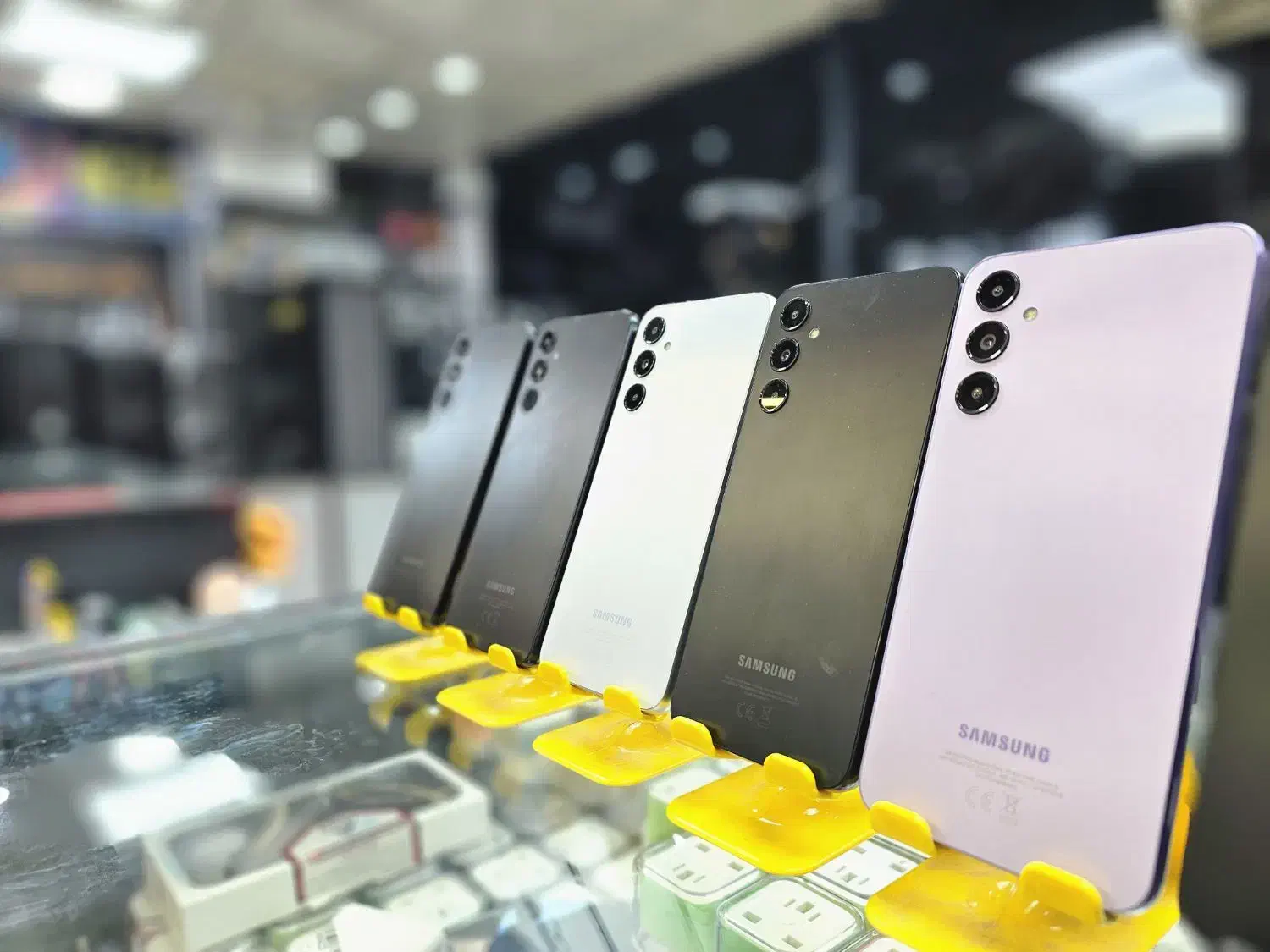 جشنواره (black friday) سامسونگ A05s داریا موبایل2|موبایل|نظرآباد, شهرک سید جمال الدین|دیوار