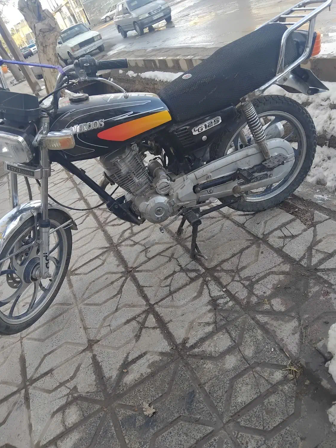 یدکی|قطعات یدکی و لوازم جانبی|تربت جام, بوستان وحدت|دیوار