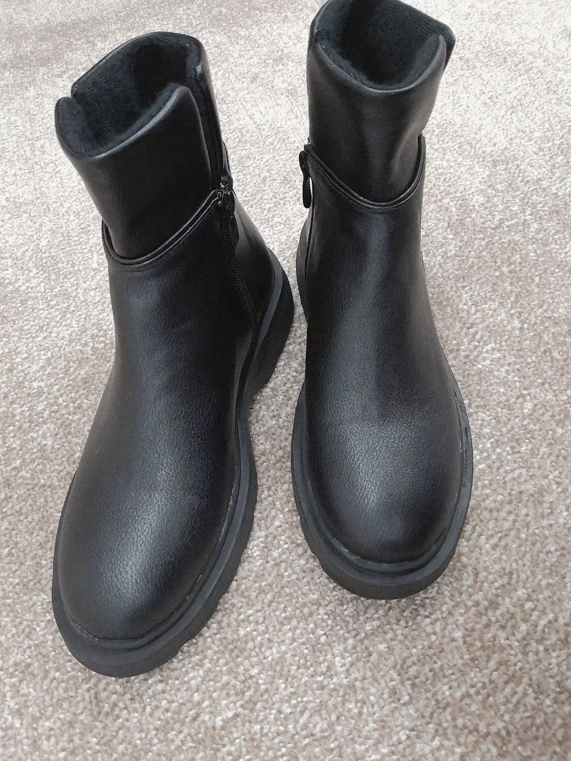 بوت زنانه بوشهر|کیف، کفش، کمربند|بوشهر, |دیوار