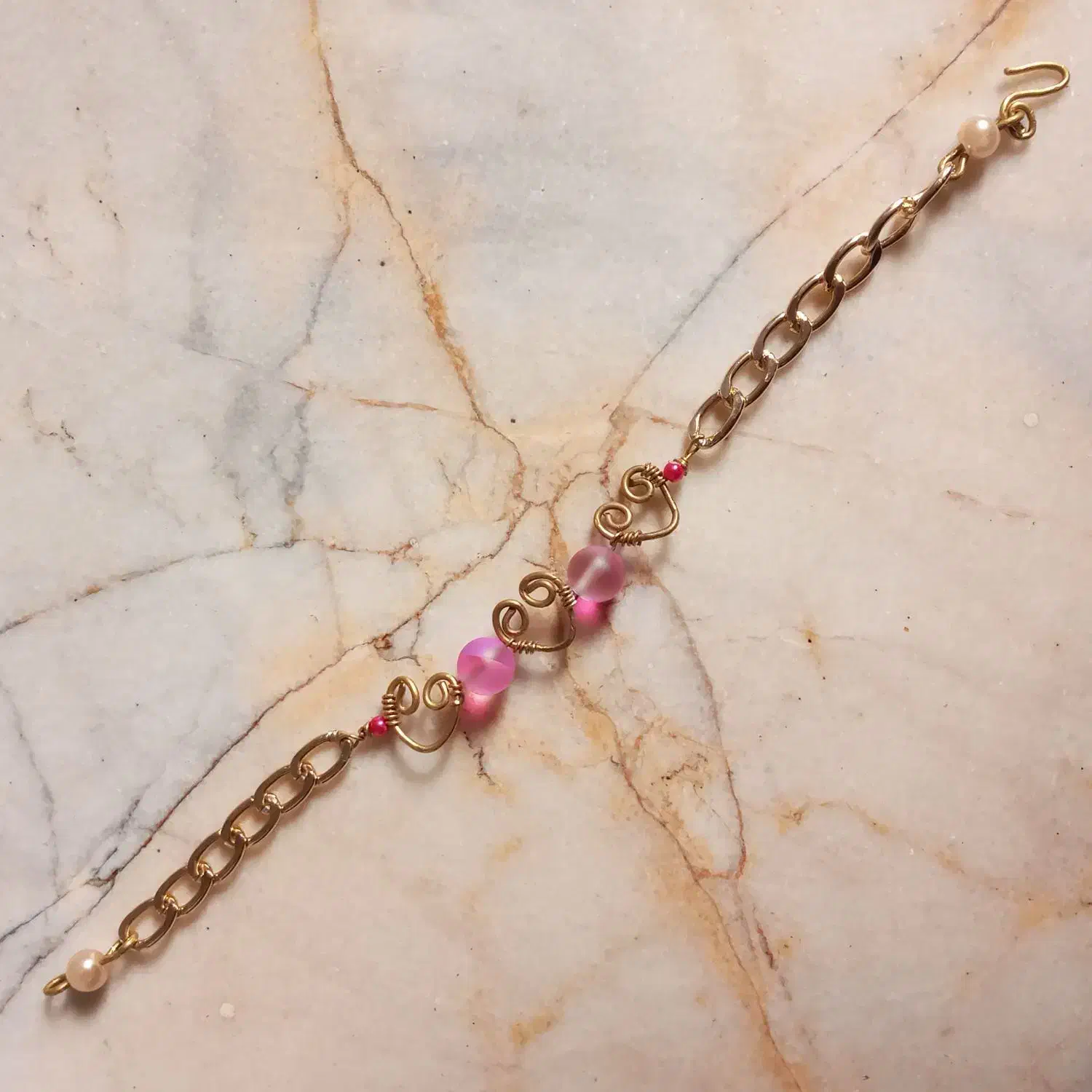 دستبند قلبی با مهره موون استون صورتی|جواهرات|اصفهان, جلالیه|دیوار