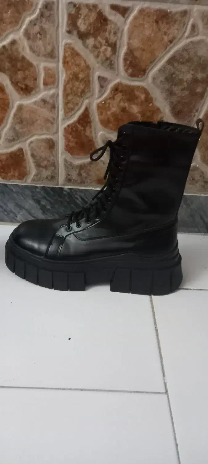 بوت ساق بلند سایز ۴۱|کیف، کفش، کمربند|اندیشه, اندیشه فاز ۱|دیوار