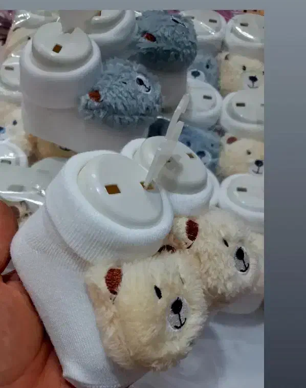 فسقلی توراه دارین|تخت و سرویس خواب|هشتگرد, گلسار|دیوار