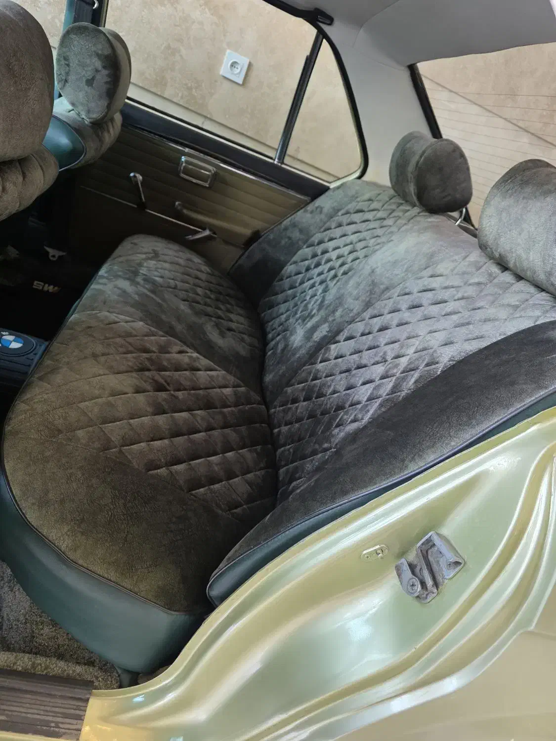 عروسک عتیقه|خودرو کلاسیک|ارومیه, |دیوار