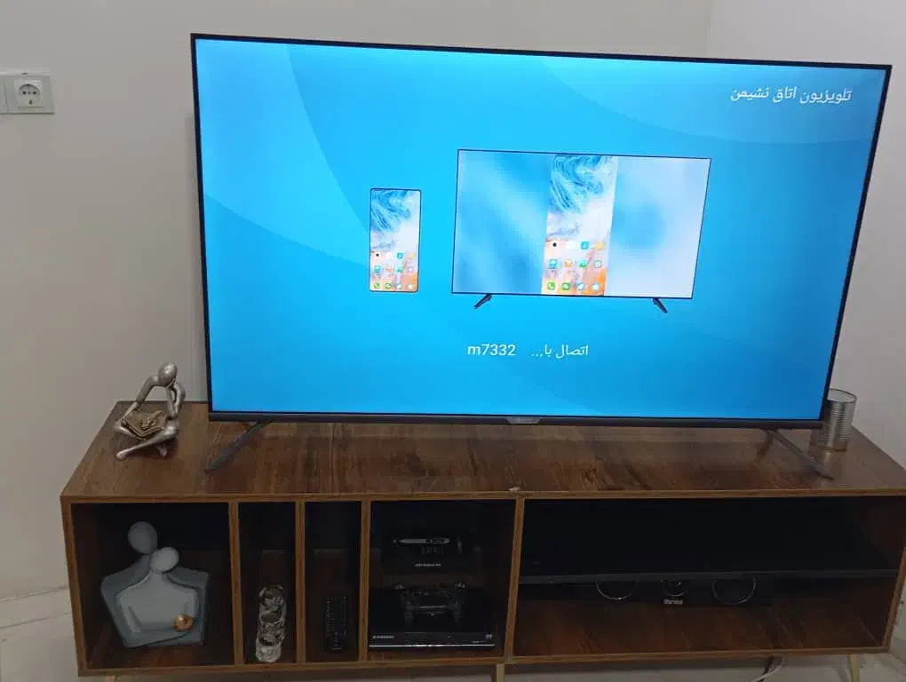 میز تلویزیون وتلویزیون باهم 33000000|میز تلویزیون|تاکستان, |دیوار