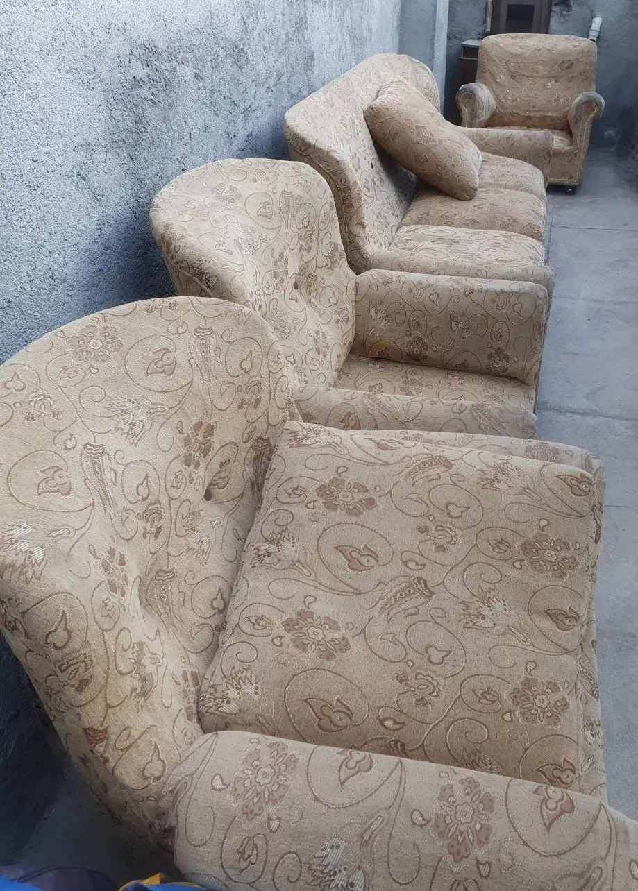 مبل ۷نفره مناسب خونه باغ|مبلمان خانگی و میز عسلی|طرقبه, |دیوار