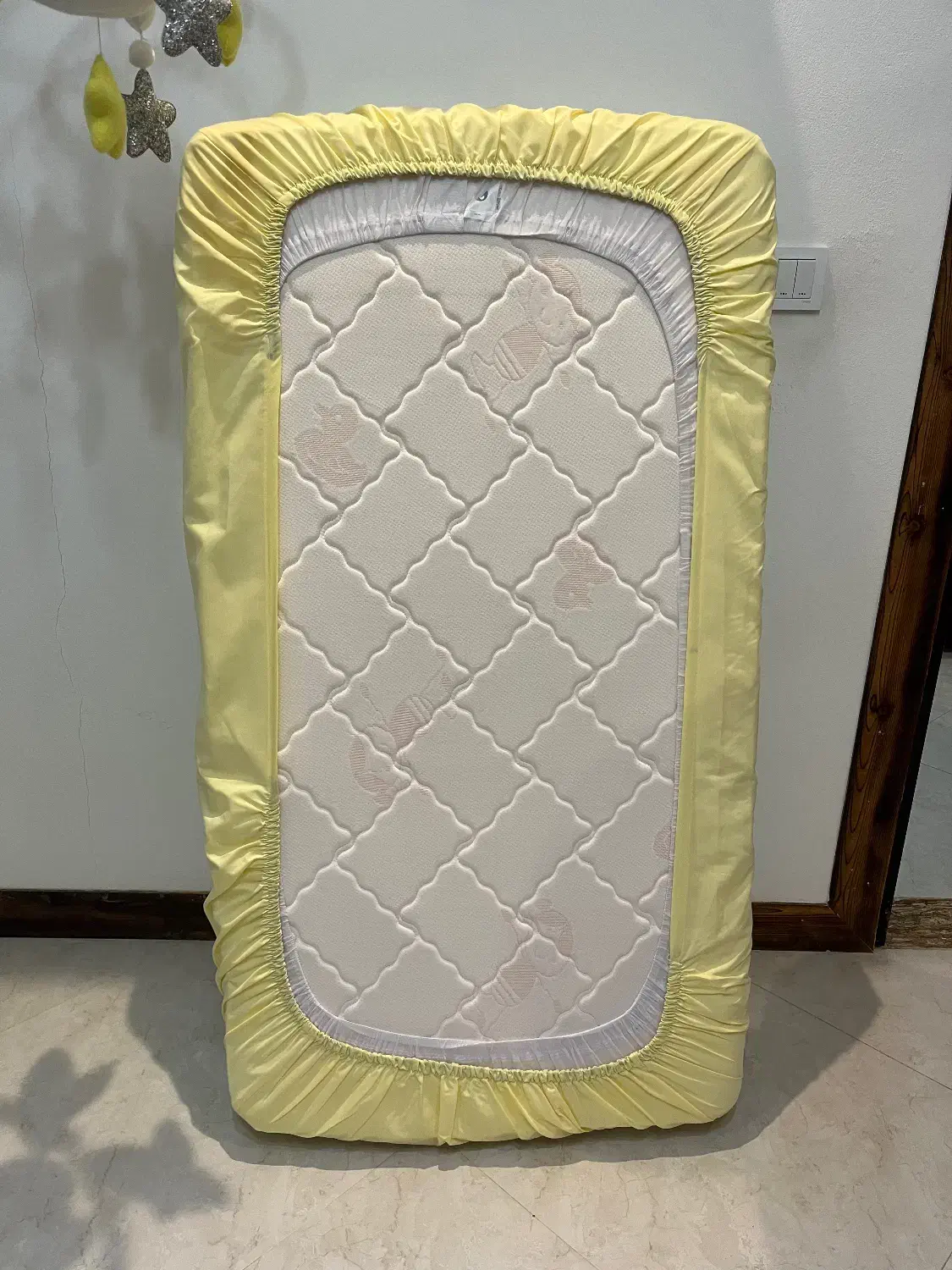 تشک طبی بچه|تخت و صندلی بچه|نور, |دیوار