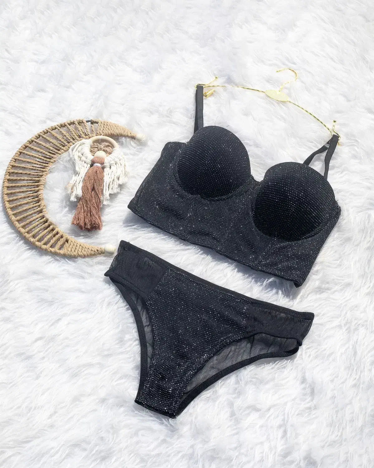 لباس زیر زنانه|لباس|اندیمشک, |دیوار