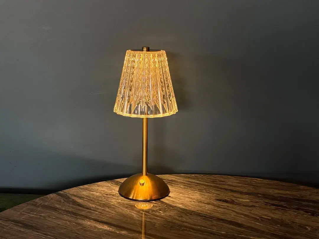 آباژوری شارژی مدل کارتل|چراغ خواب و آباژور|تهران, امانیه|دیوار