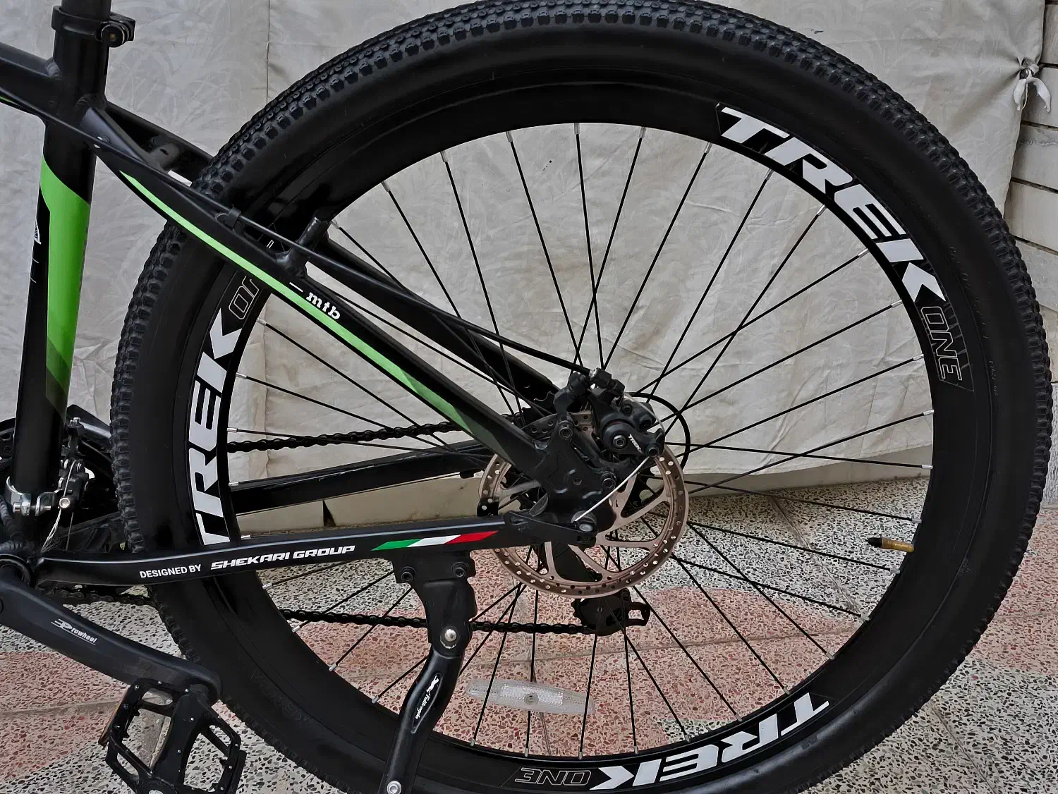 دوچرخه|دوچرخه، اسکیت، اسکوتر|اصفهان, باتون|دیوار