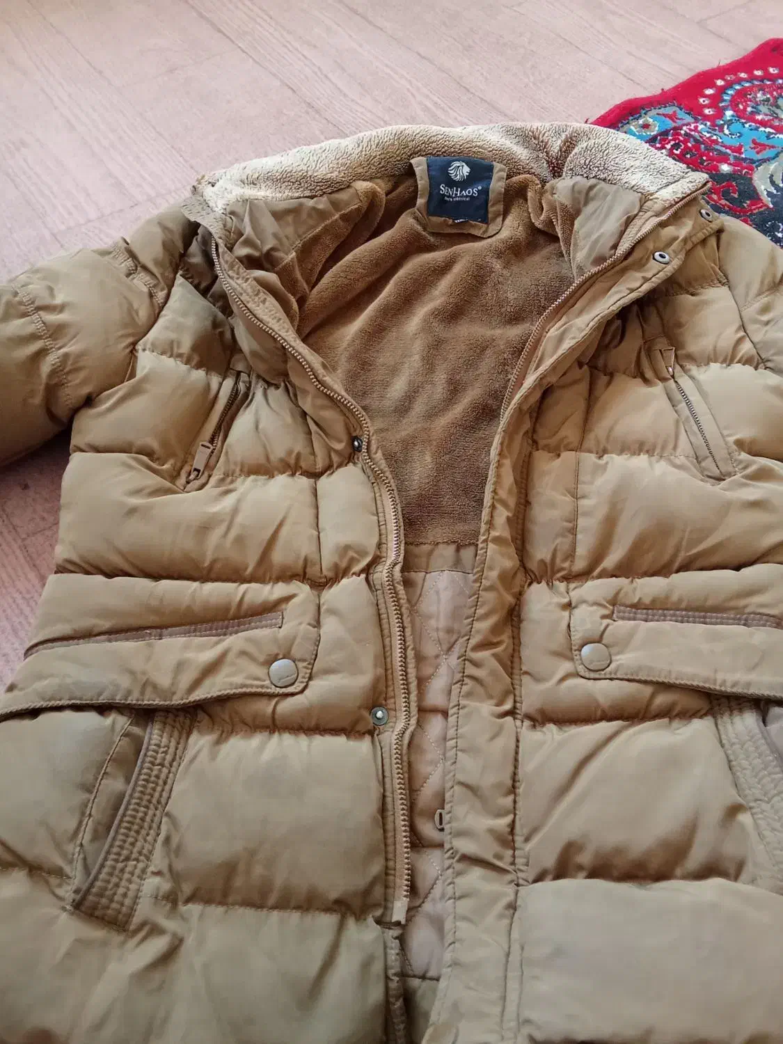 کاپشن زمستانی|لباس|شوط, |دیوار