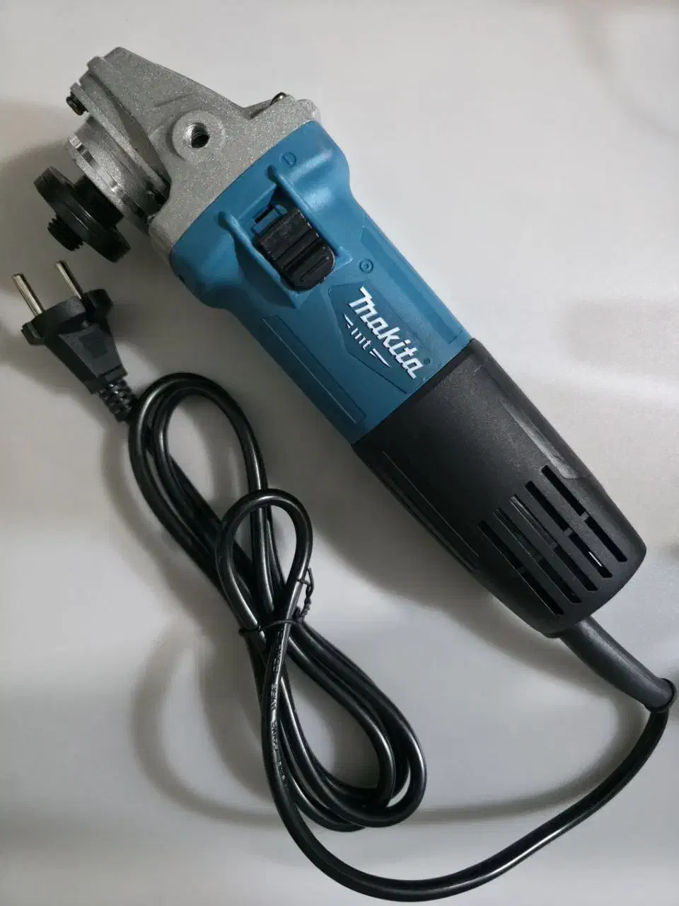 مینی فرز ماکیتا  نو بشرط|ابزارآلات|برازجان, |دیوار