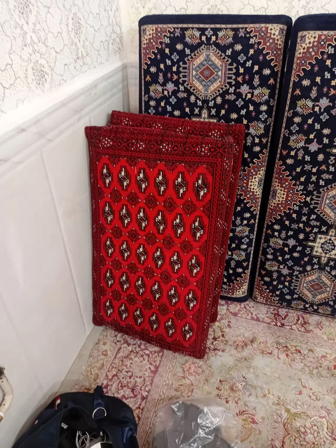 ۶ تا پشتی|پشتی|دورود, |دیوار