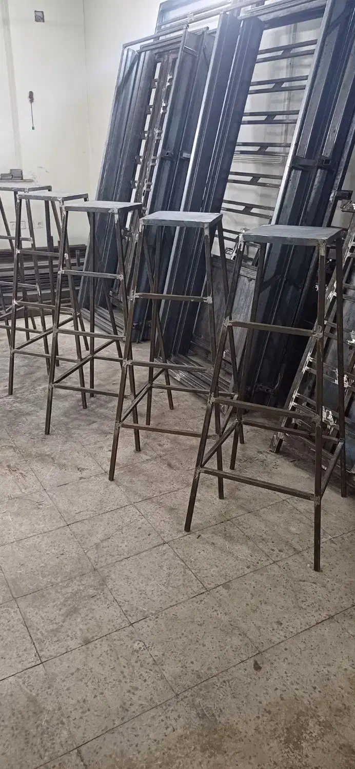 چهارپایه|صندلی و نیمکت|شیراز, شهدای شهرک سعدی|دیوار