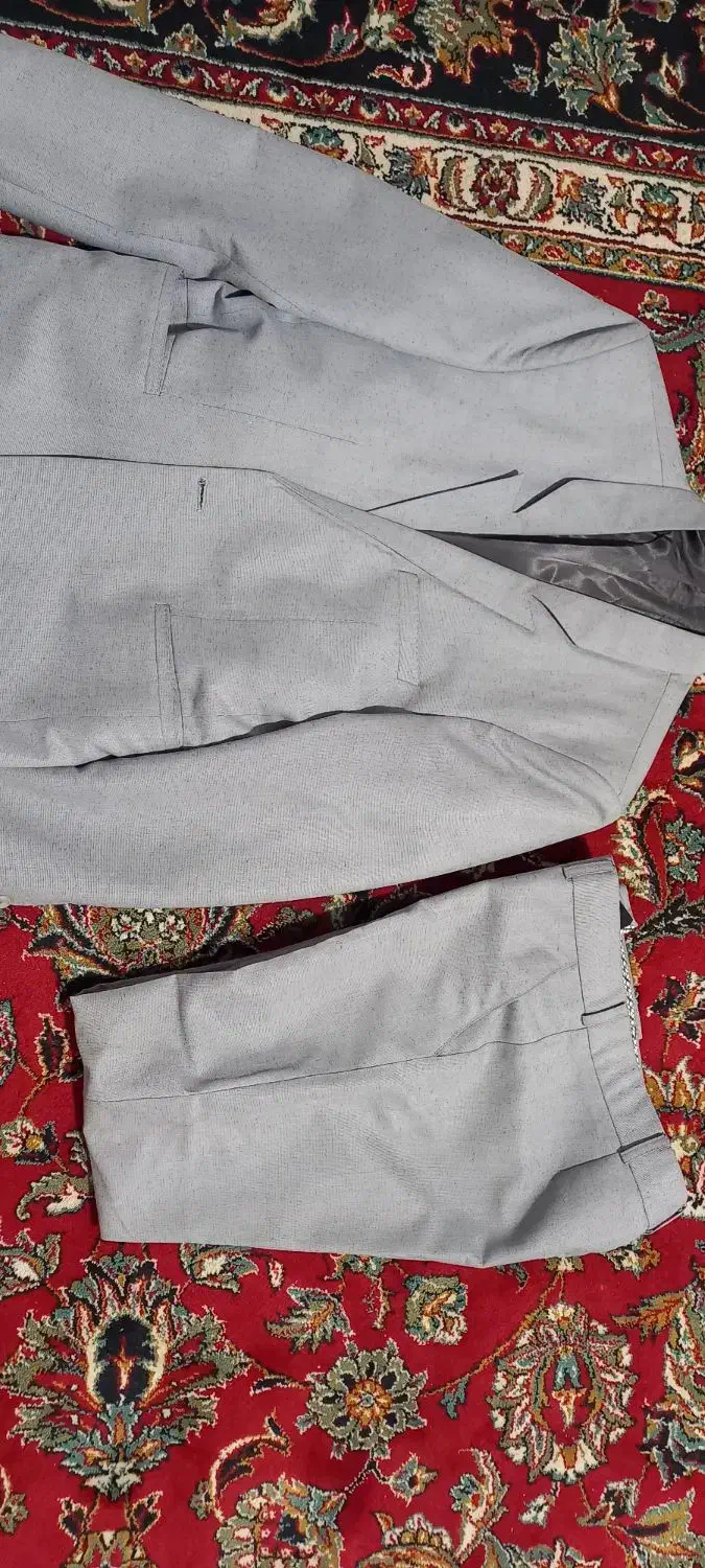 یک دست کت و شلوار و یک کت تک سایز smal|لباس|سبزوار, شرق کال جنوبی (شمس آبادی)|دیوار