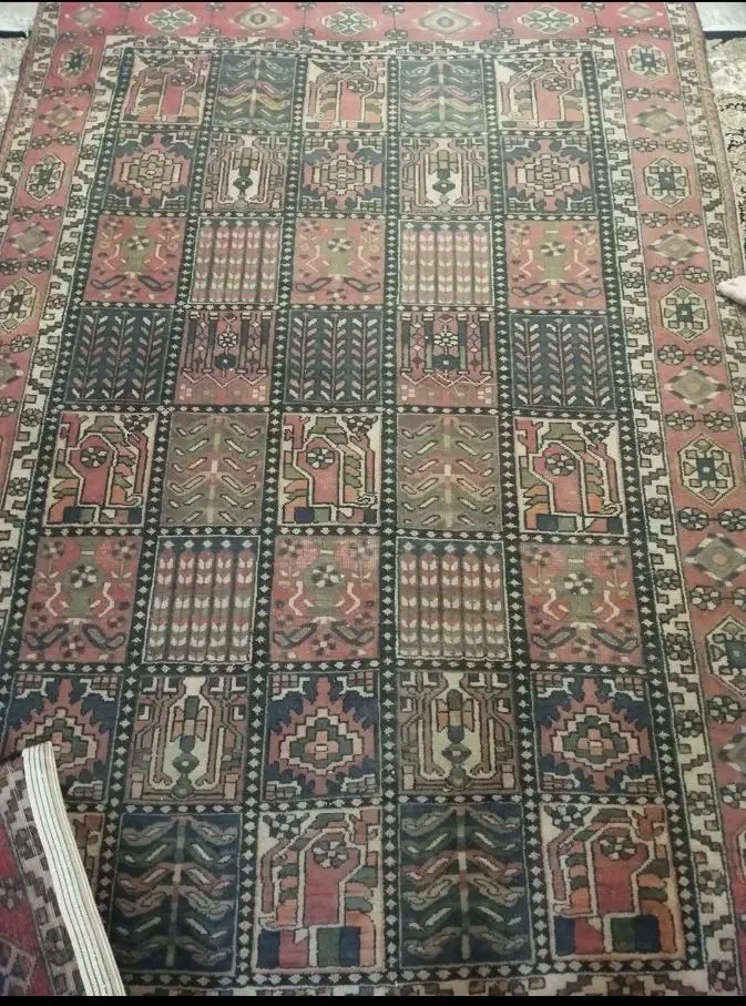 قالی دستبافت خشتی|فرش|اصفهان, بهارستان|دیوار