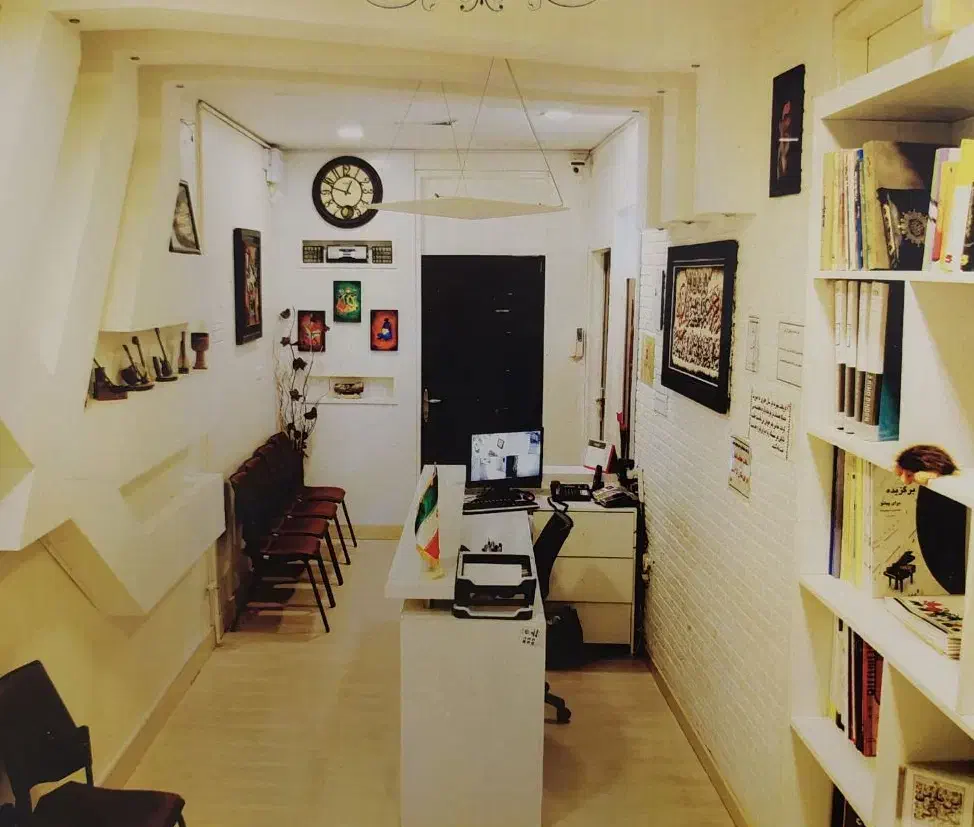 منشی جهت آموزشگاه آزاد هنری (موسیقی)|استخدام اداری و مدیریت|قم, صفاشهر|دیوار