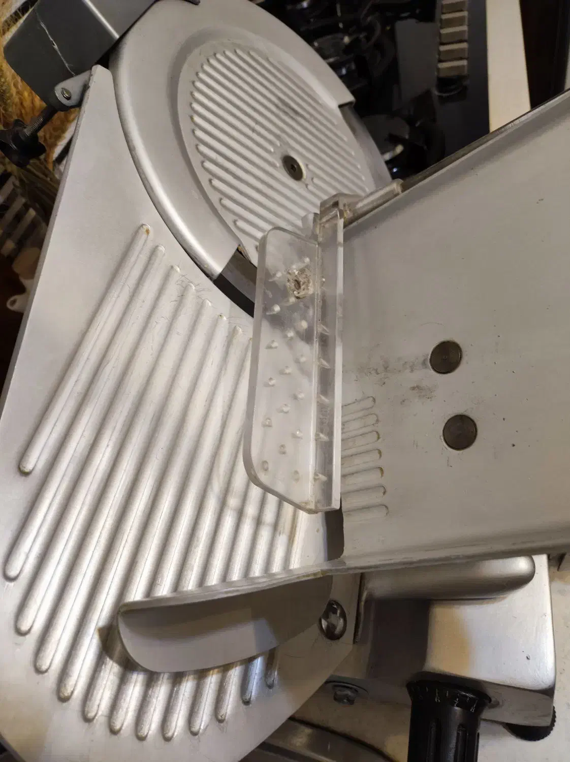 کالباس بر محک|فروشگاه و مغازه|مشهد, هفت تیر (آب و برق)|دیوار