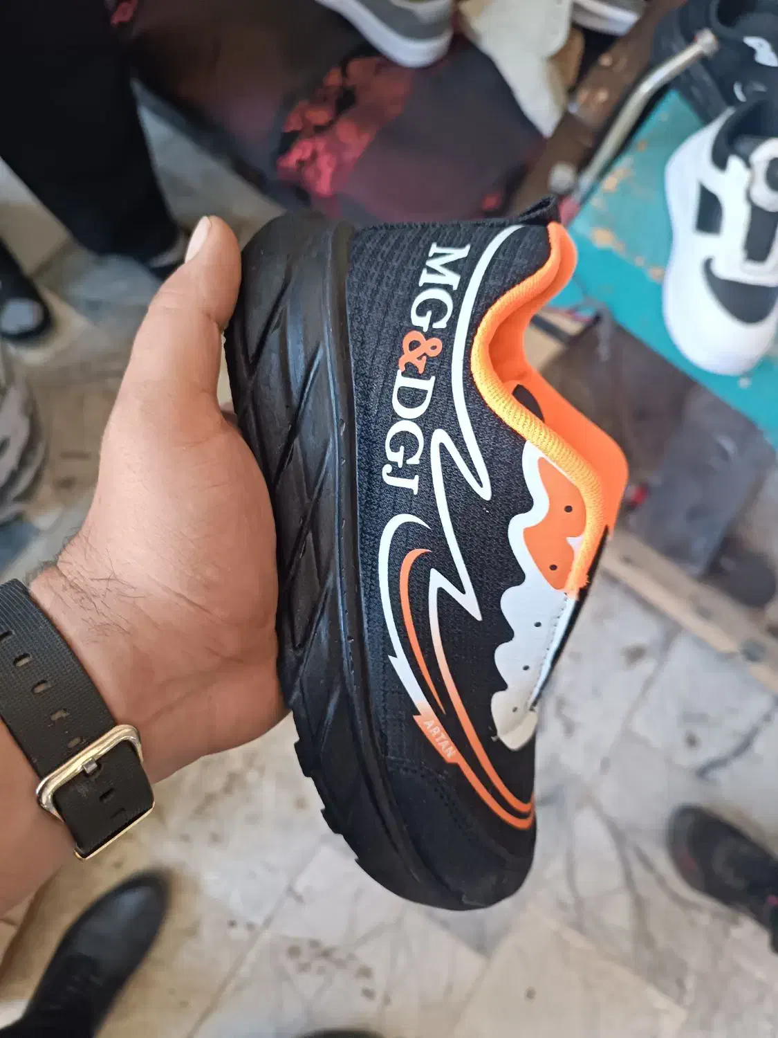 فروشنده|استخدام بازاریابی و فروش|قنوات, |دیوار