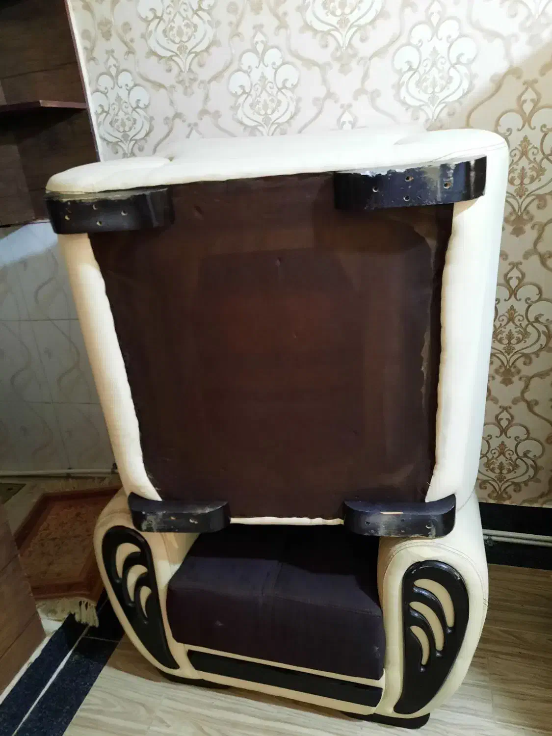 مبلِ راحتی ۷ نفره .|مبلمان خانگی و میز عسلی|نهاوند, |دیوار