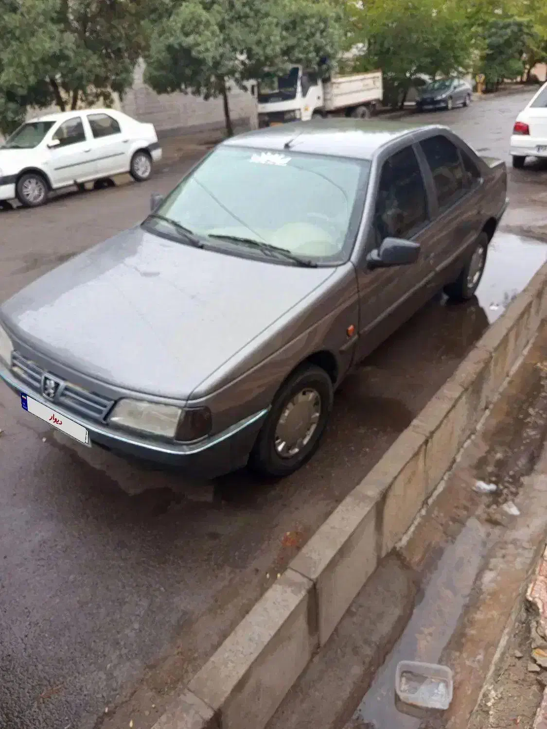 پژو ۴۰۵بی رنگ مدل ۹۴|خودرو سواری و وانت|قزوین, |دیوار