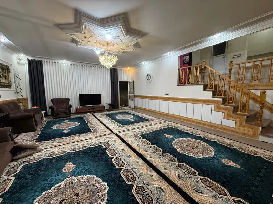 فروش ویلایی مستقل ۱۹۰ متر موقعیت عالی|فروش خانه و ویلا|دورود, |دیوار