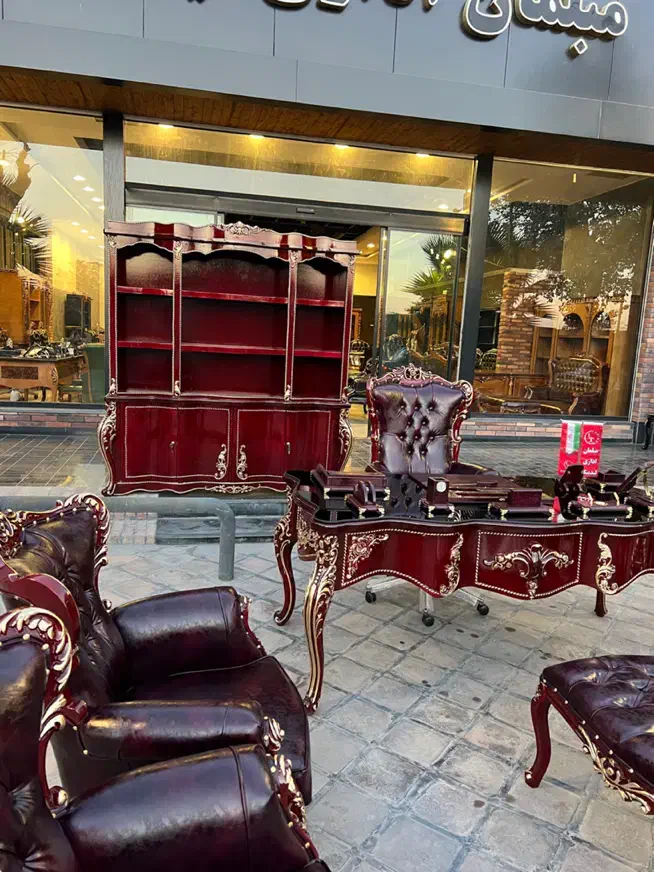 مبلمان اداری کلاسیک میزمدیریتی کوروش و‌مبل طلاکوب|دفتر کار|تهران, شهرک شریفی|دیوار